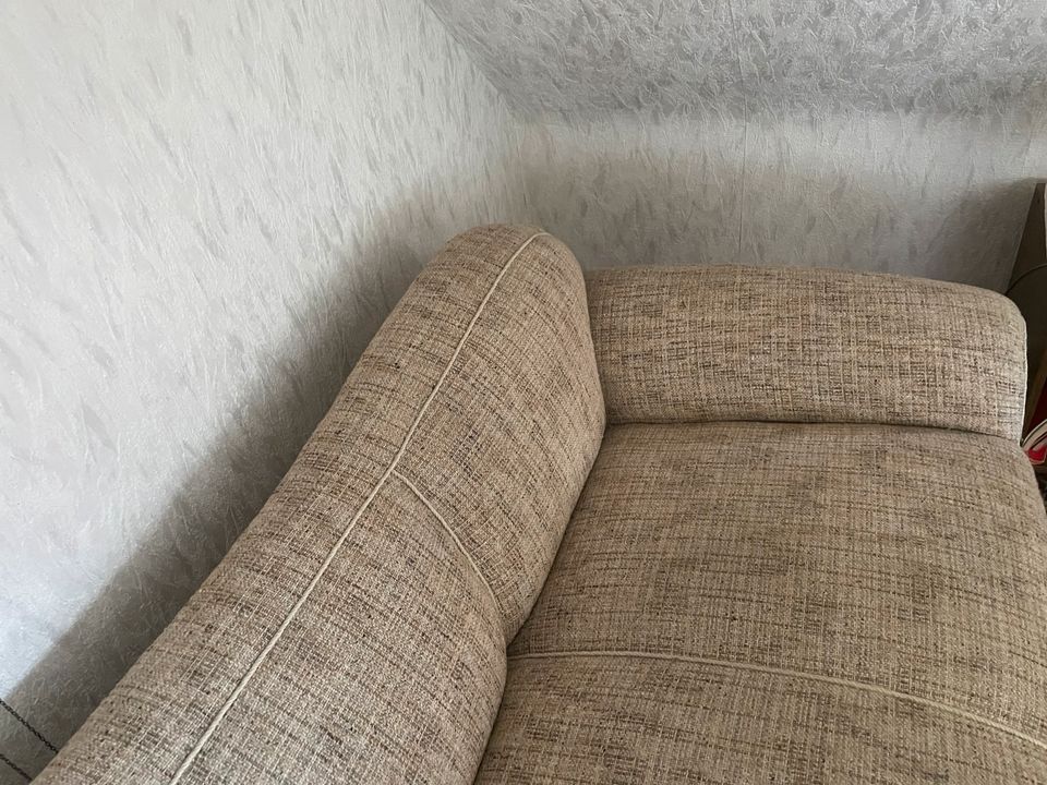 Antikes Sofa + 2 Sessel neu renoviert/ aufgearbeitet in Hannover