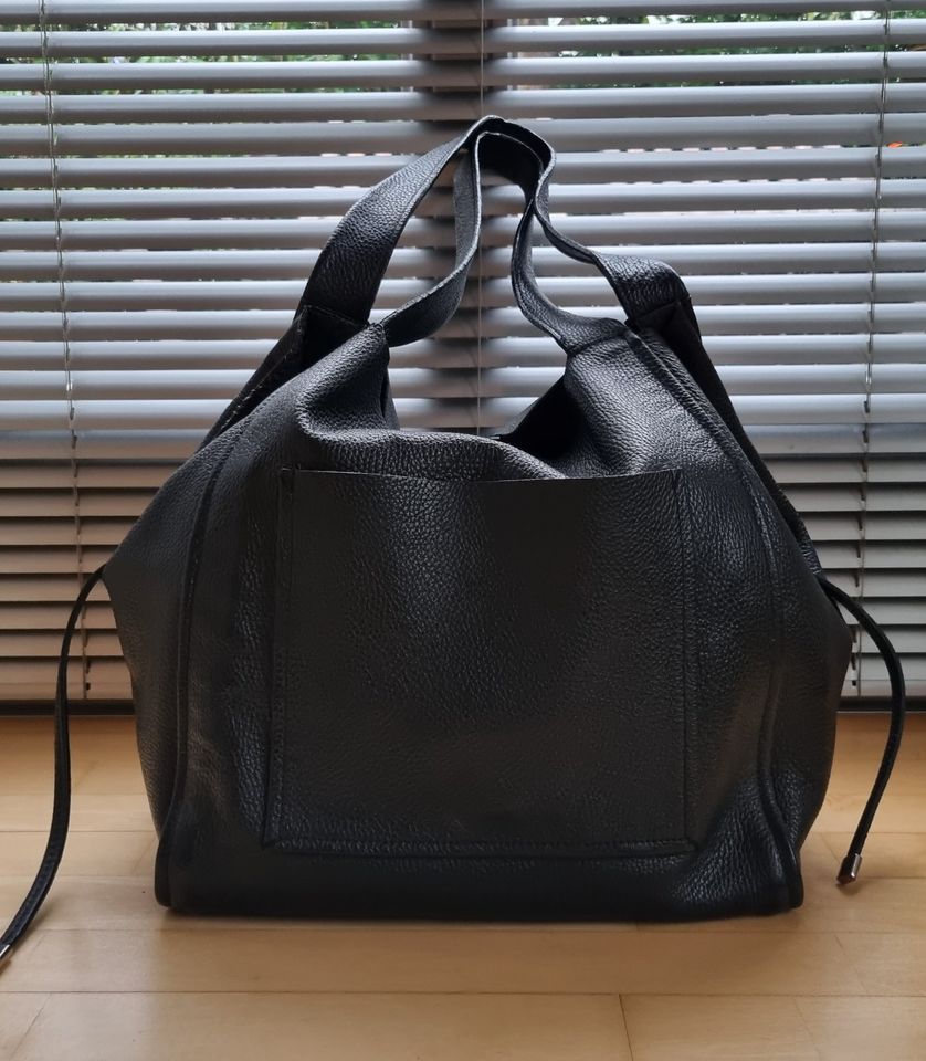 ZARA* große Echt Leder Tasche/Shopper XXL Schwarz NP99,95€ TOP! in Bayern -  Ingolstadt | eBay Kleinanzeigen ist jetzt Kleinanzeigen