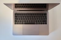 MacBook Pro 13" 2017 Space Grau 250 GB mit Zubehör und OV Hannover - Mitte Vorschau