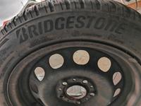 BMW  1 Stahlfelgen mit Allwetterreifen Bridgestone  von 2019 Bayern - Fürth Vorschau