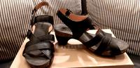 NEU! Schwarze Leder Sandalen von Think! (Gr.: 38) Berlin - Mitte Vorschau
