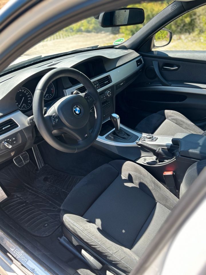BMW E91 330d LCI M-Paket, Automatik, Pano, (vieles ist neu) in Backnang