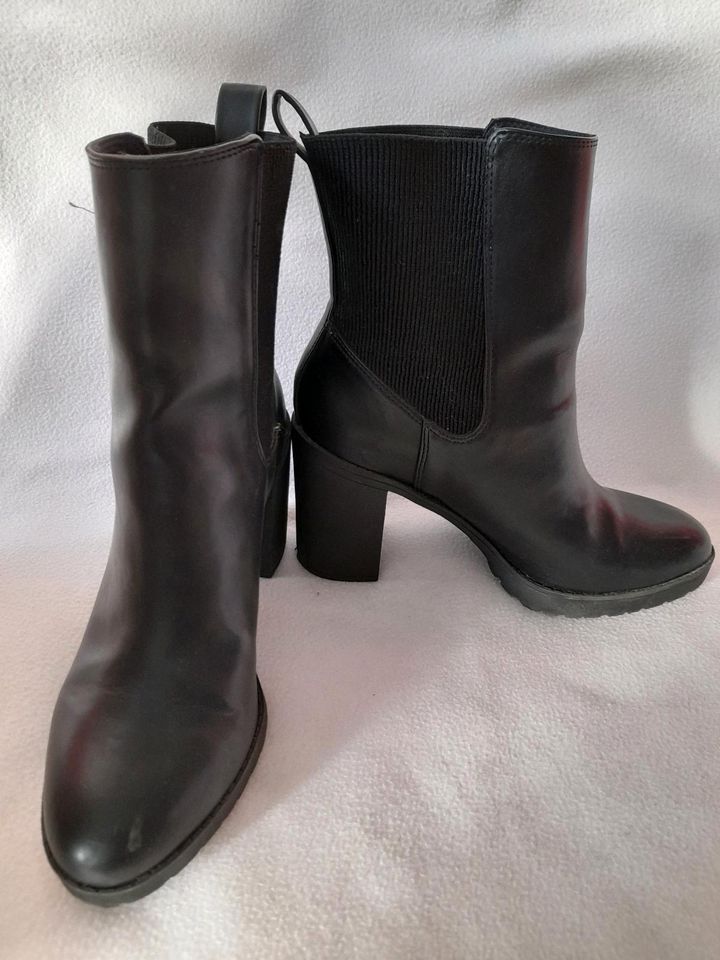 H&M Platteau Chelsea Boots Stiefel Stiefeletten 39 neuwertig in Hamburg