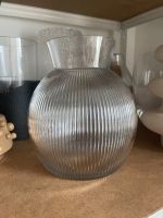 Vase, geriffelte Vase Nordrhein-Westfalen - Erndtebrück Vorschau