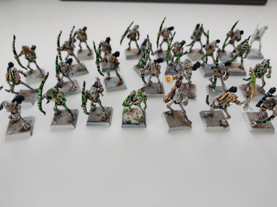 28x Warhammer Untote Bogenschützen Tabletop Undeath Skellet in Schwalmtal