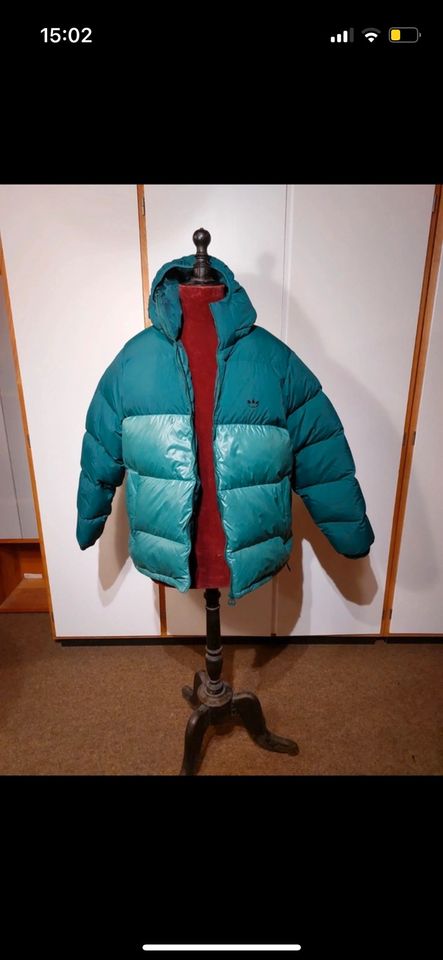 Adidas Daunen Puffer Winter Jacke warm in Neuwied