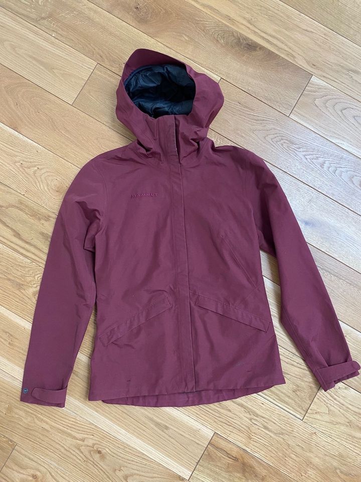 Mammut Outdoor Jacke Damen Größe XS in Berlin