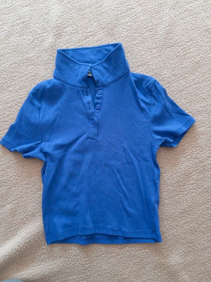FB Sister Poloshirt Größe S Farbe Blau in Kenn