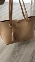 Hugo Boss lederhandtasche NEU Sachsen - Wilsdruff Vorschau
