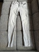 Tommy Hilfiger Jeans Inge.164 Niedersachsen - Brake (Unterweser) Vorschau