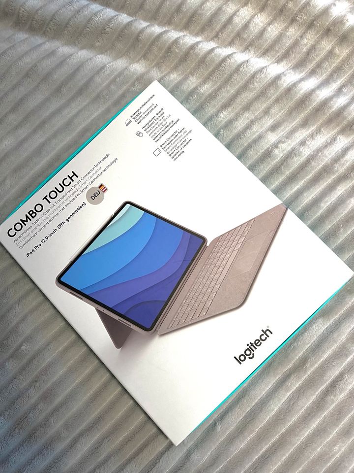 Combo Touch IPad Pro 12,9 5.Generation Hülle+Tastertur in Schloß Holte-Stukenbrock