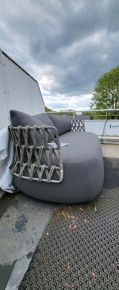 B&B italia Fat-Sofa Outdoor Sitzgruppe und Esstischgruppe in Hattingen