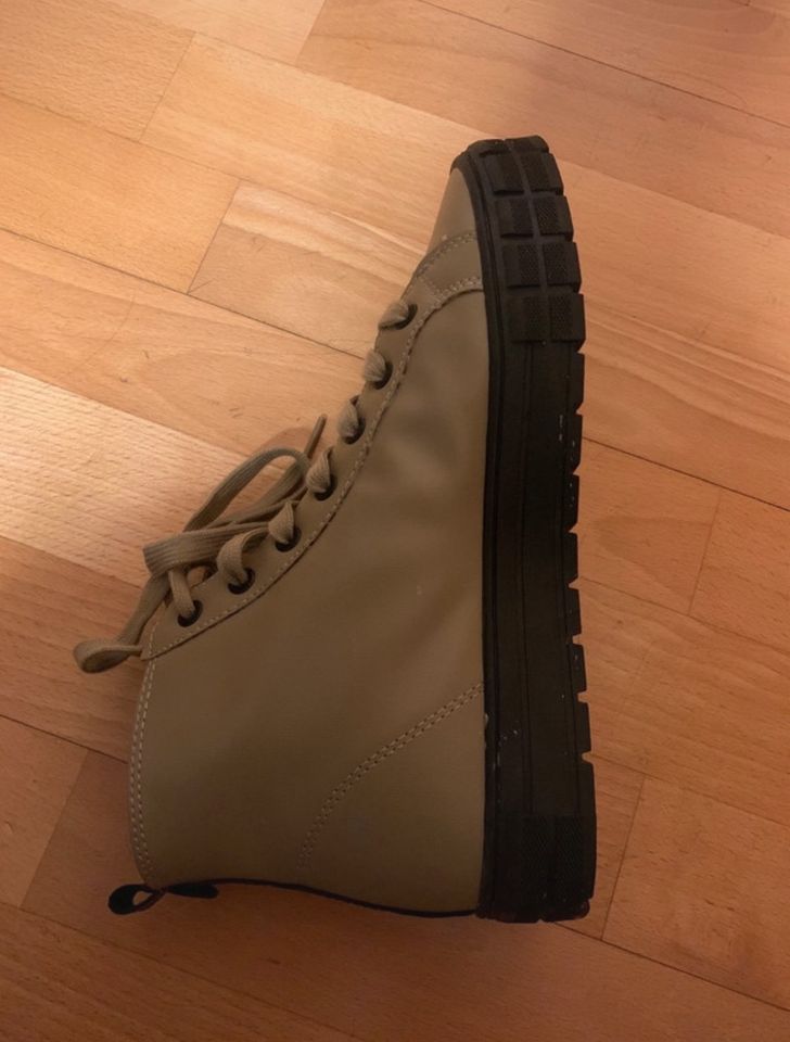 Beiger Midcut Sneaker von Esprit in Größe 39 in Ostfildern