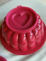 Puddingform kleiner Prinz von Tupperware pink Niedersachsen - Schiffdorf Vorschau