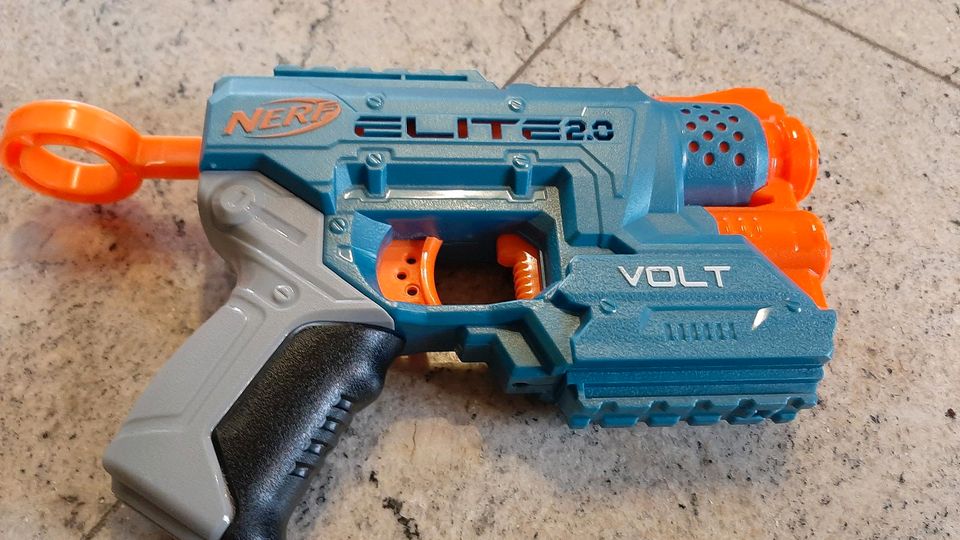 Nerf Waffen Sammlung 9 Stück und 1 Kamera in Sailauf