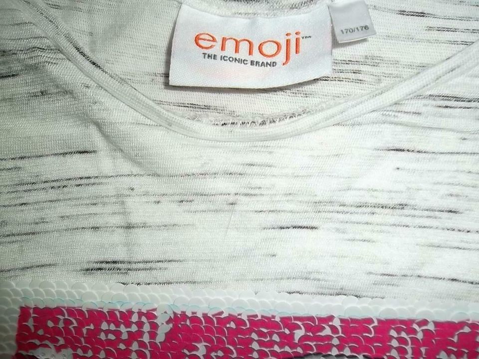 3 NEUE EMOji Shirts C&A Gr. 176/182 in Frohburg