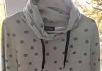 Sweatshirt Gr. 38 Salbeigrün top Zustand Nordrhein-Westfalen - Lippstadt Vorschau