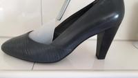 Damen Pumps NEU, komplett Leder von Gerry Weber Gr 40 Köln - Porz Vorschau