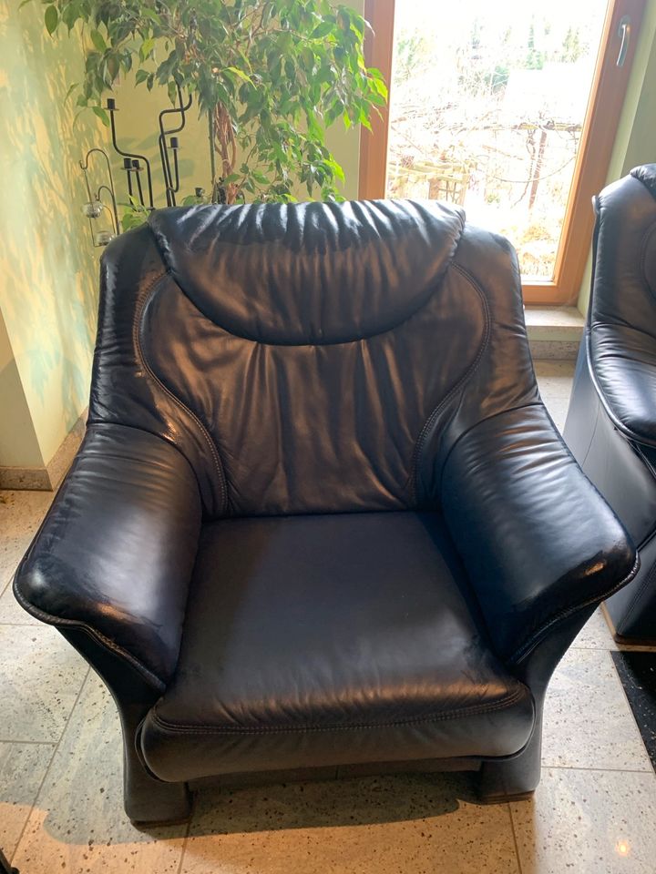 3- Sitzer Ledercouch mit passenden Sessel in Kruft