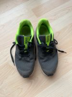 Nike Star Runner Gr. 36 Turnschuhe Hallenschuhe Baden-Württemberg - Fellbach Vorschau