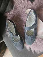 Schuhe blau Medicus Gr.7.... Niedersachsen - Wietze Vorschau