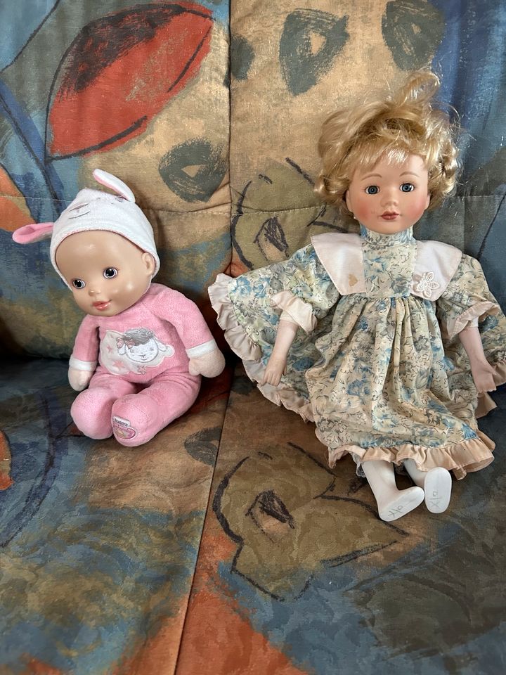 Verschiedene Porzellan Puppen in Schmallenberg