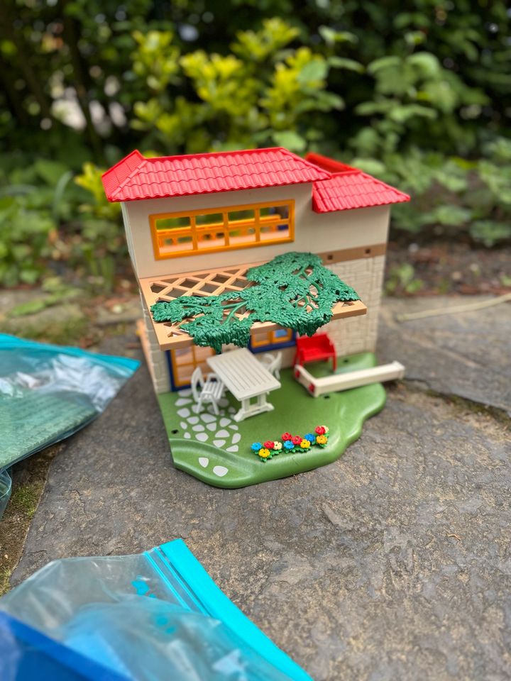 Playmobil Tankstelle Ferienhaus Konvolut in Aachen