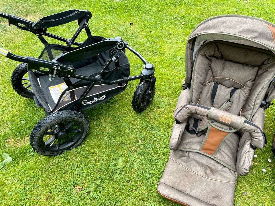 Emmaljunga Super Nitro oliv Kinderwagen inkl. Sportsitz in Aumühle bei Hamburg