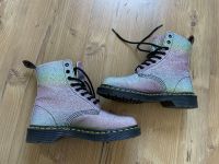 Dr. Martens Boots Gr. 38 Regenbogen Schuhe Niedersachsen - Emden Vorschau