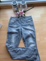 Jeans Hose Grau Flared Style Größe XS 32 Neuwertig! Niedersachsen - Göttingen Vorschau