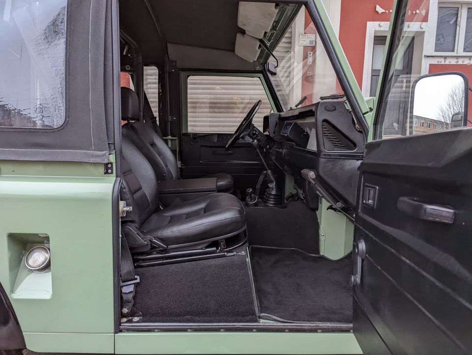 1987 Land Rover 90 Defender Softop Bel Air 2.5 Cabrio Restauriert in Nürnberg (Mittelfr)