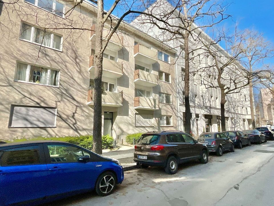 RESERVIERT: Rohdiamant nahe Ku’damm mit Balkon - Sondernutzungsrecht an 36m² großem Keller in Berlin