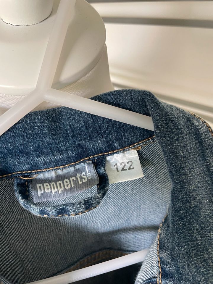 Pepperts Jeansjacke blau Gr. 122 in Much