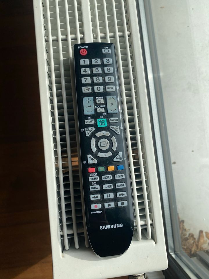 Samsung Fernseher LE40B620R3W in Bremen