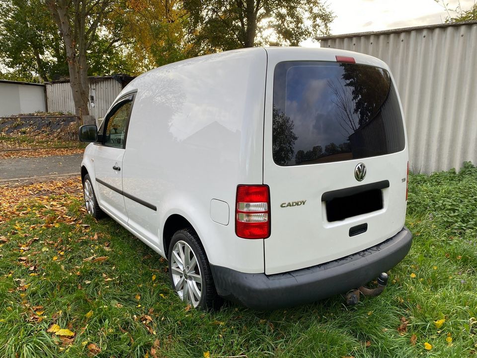 VW Caddy 1,6 in Ostrau