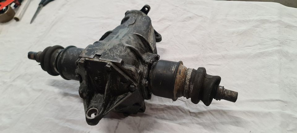 Mercedes W114, W115 Strich 8,  /8 Differential vom 220D, 3.92 ok in Brackenheim