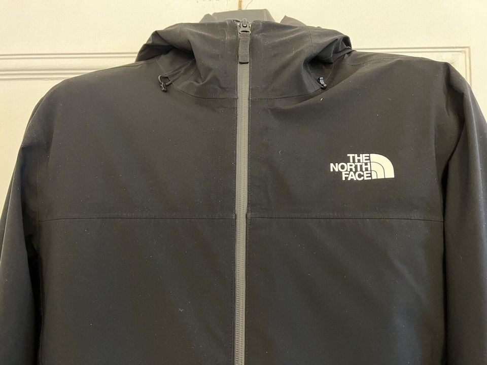 The North Face HERREN MOUNTAIN LIGHT FUTURELIGHT™ TRICLIMATE® JAC in Berlin