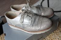 Schnürschuhe von Gabor, Budapester-Muster, silber, Gr. 38 G Duisburg - Walsum Vorschau