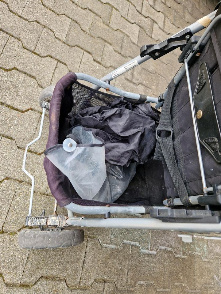 Kinderwagen mit Liegefunktion inkl. Regenschutz günstig abzugeben in Mögglingen