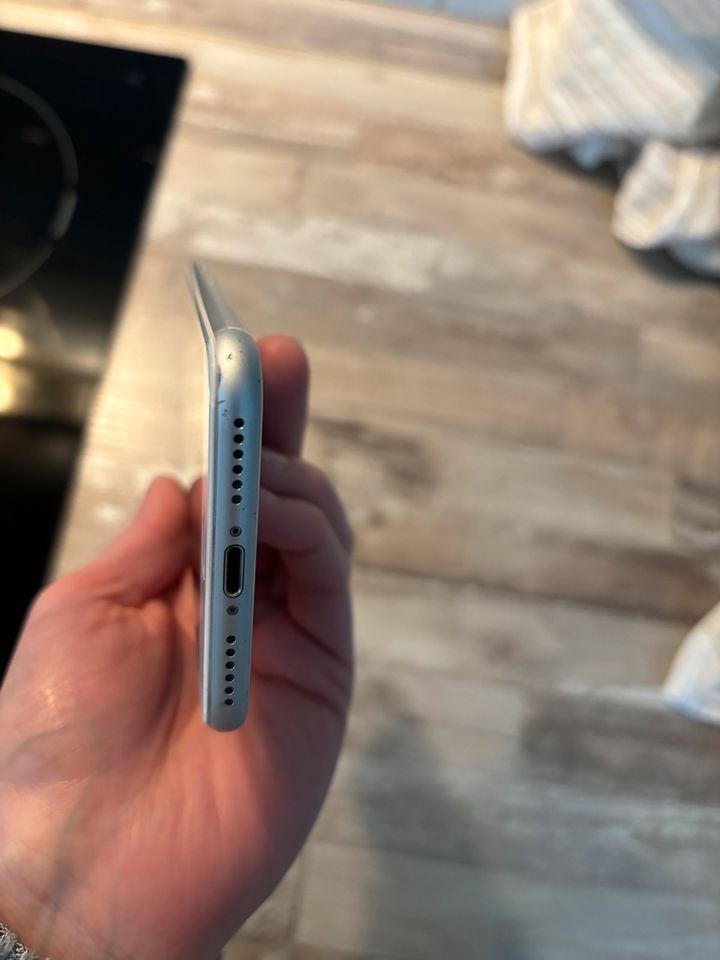 iPhone 8 weiß 256gb in Oberhausen