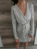 Stradivarius  Pailletten Party Kleid silber Größe S *NEU* Sachsen - Riesa Vorschau