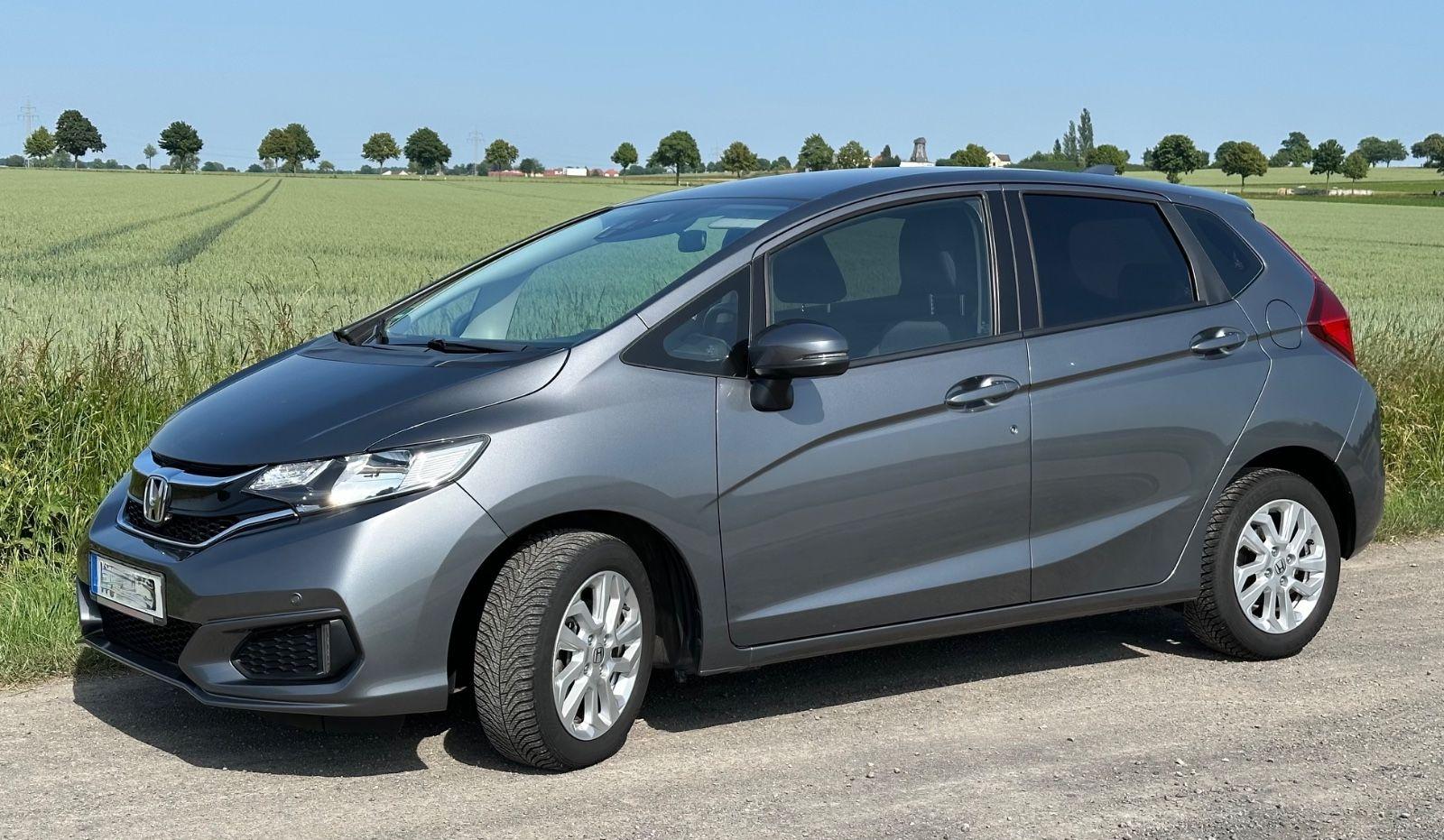 Abbildung des Autos Honda Jazz 1.3 i-Comfort…
