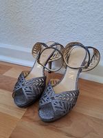 Sandalette High Heels silber metallic Gr. 37, Marian Niedersachsen - Hameln Vorschau