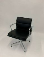 Vitra Konferenzstuhl EA 208 Soft Pad Chair drehbar Refurbished Hamburg-Mitte - Hamburg St. Pauli Vorschau