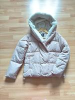 Winterjacke kurz Fellmütze hell 34 neu Hessen - Rüsselsheim Vorschau
