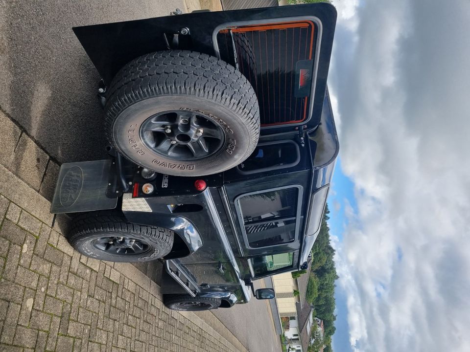 Landrover Defender 90E in Merzig