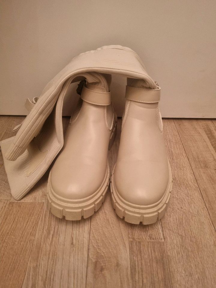 Damen Schuhe-beige in Sulzbach-Rosenberg
