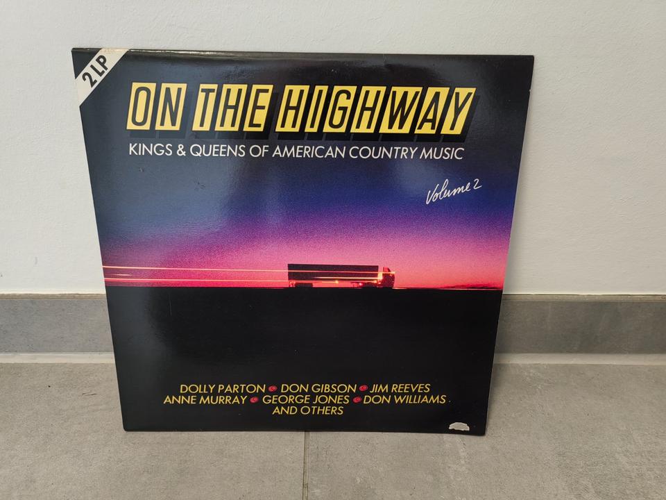 Schallplatte / Vinyl On The Highway Vol. 2 - Kings & Queens Of Am in Leipzig