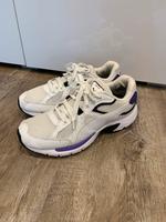 Puma Sneaker Sportschuhe Gr.37,5 Damen Hessen - Aßlar Vorschau