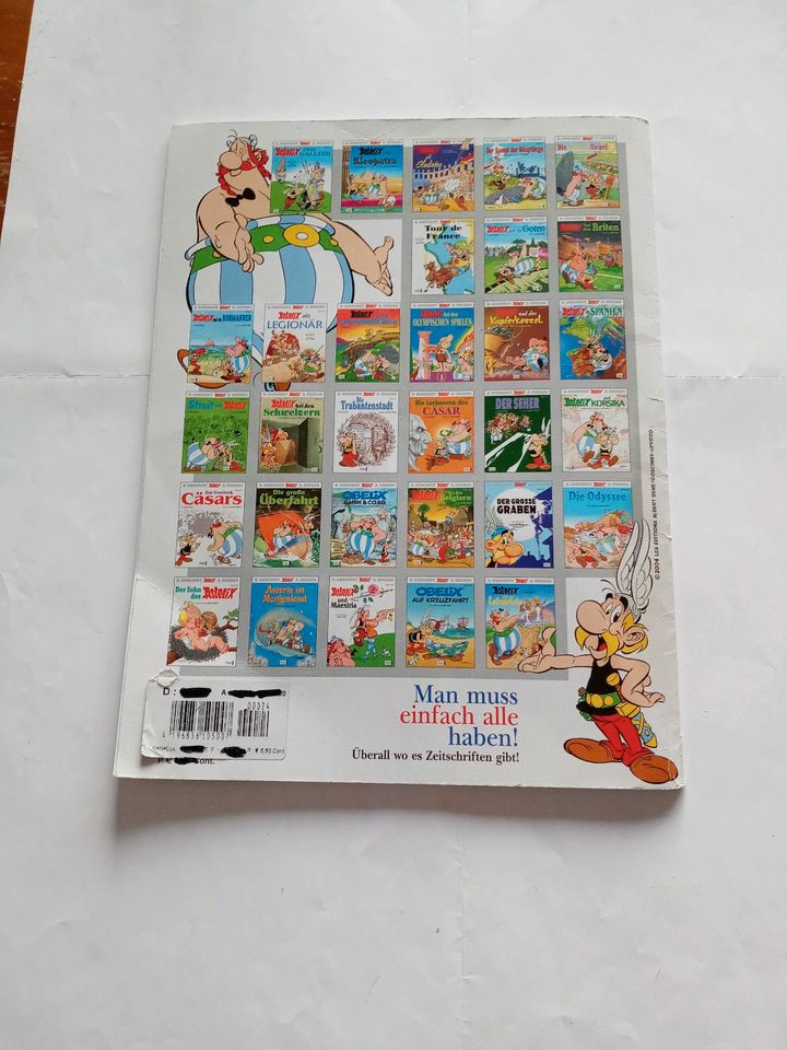 Asterix Hefte Band 4, 6, 10, 24 zus. 13€ ! in Altenbeken